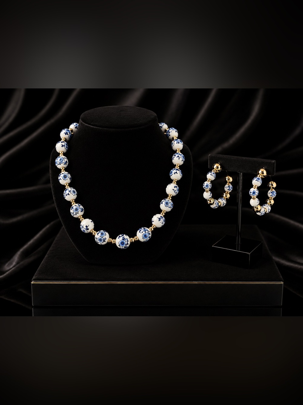 Blue And White Floral Necklace & Earring Set